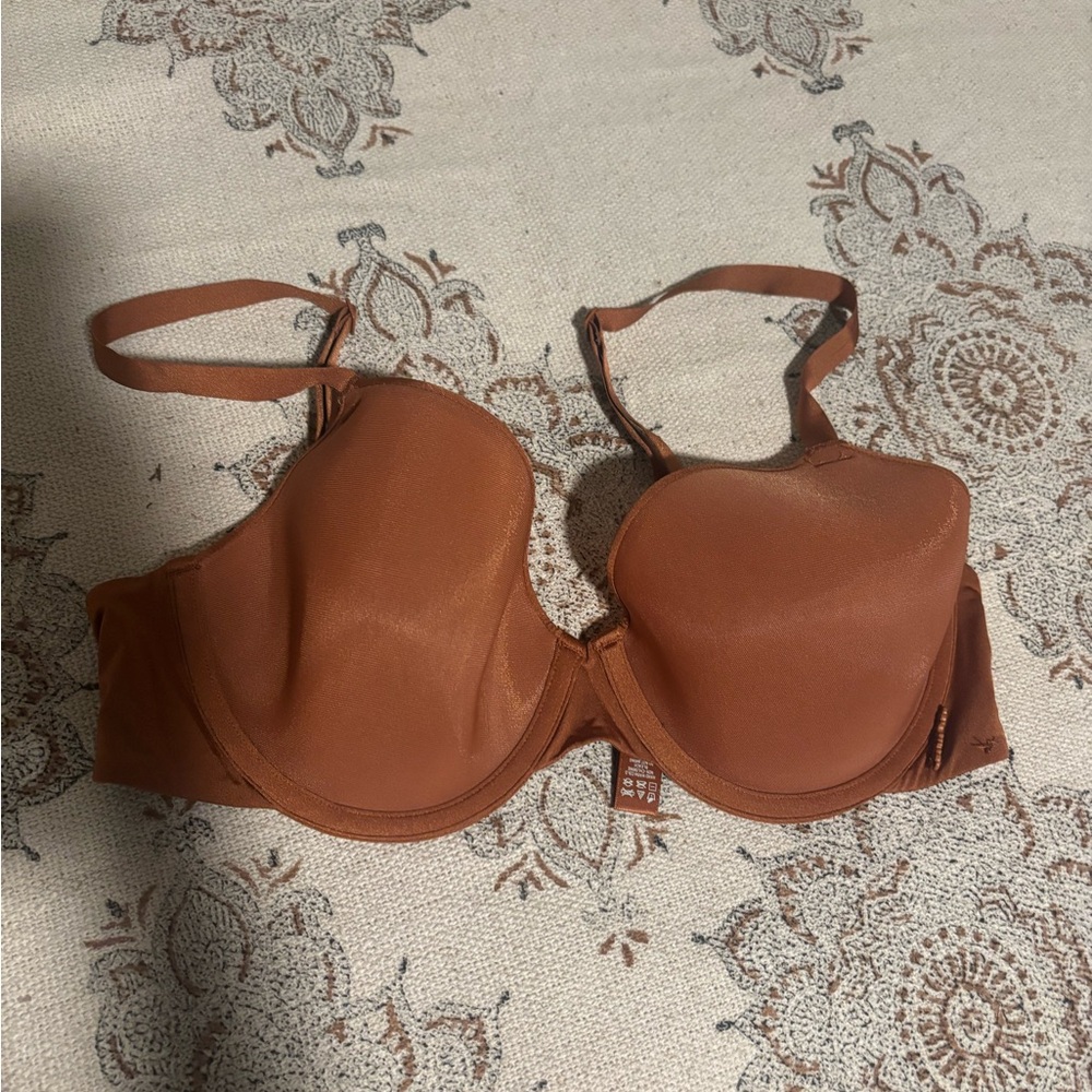 Skims weightless Demi bra bronze